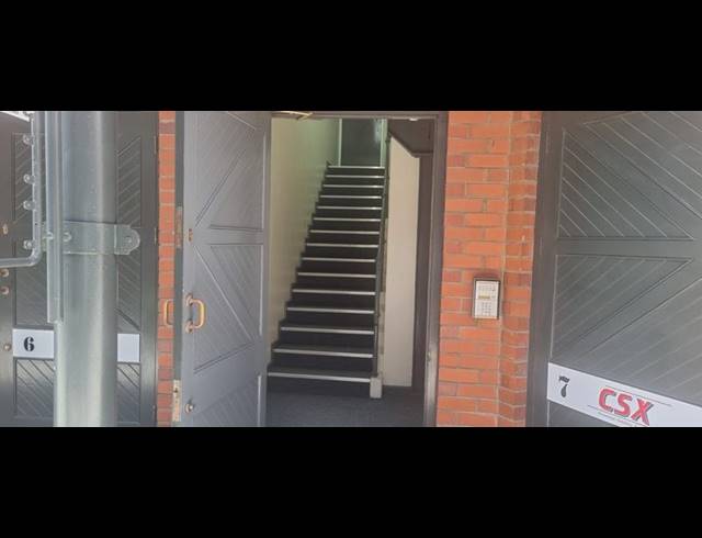 BUSINESS PROPERTY TO RENT IN MOWBRAY